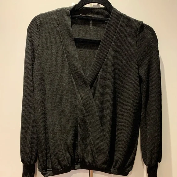 Zara Ribbed Crossover Sweater - Small - Picture 1 of 3
